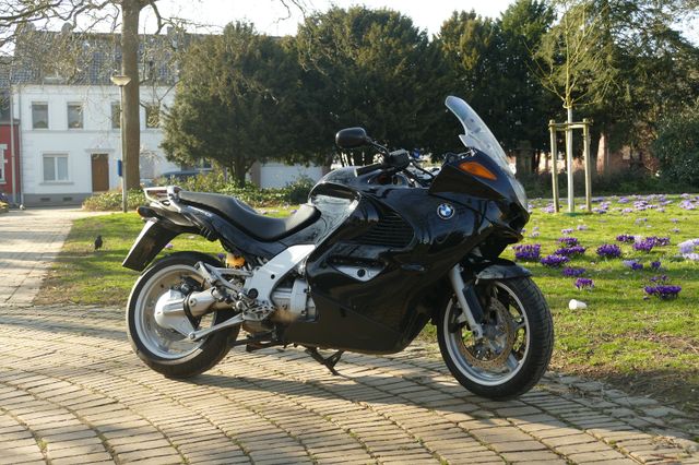 BMW K 1200  RS