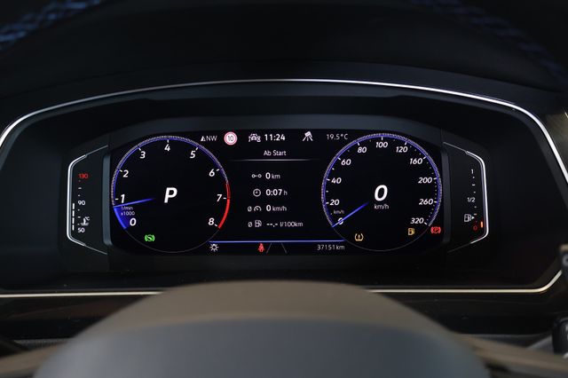 Volkswagen Tiguan R 2.0 TSI 4M HK+AID+ACC+SIDE+MATRIX+19"