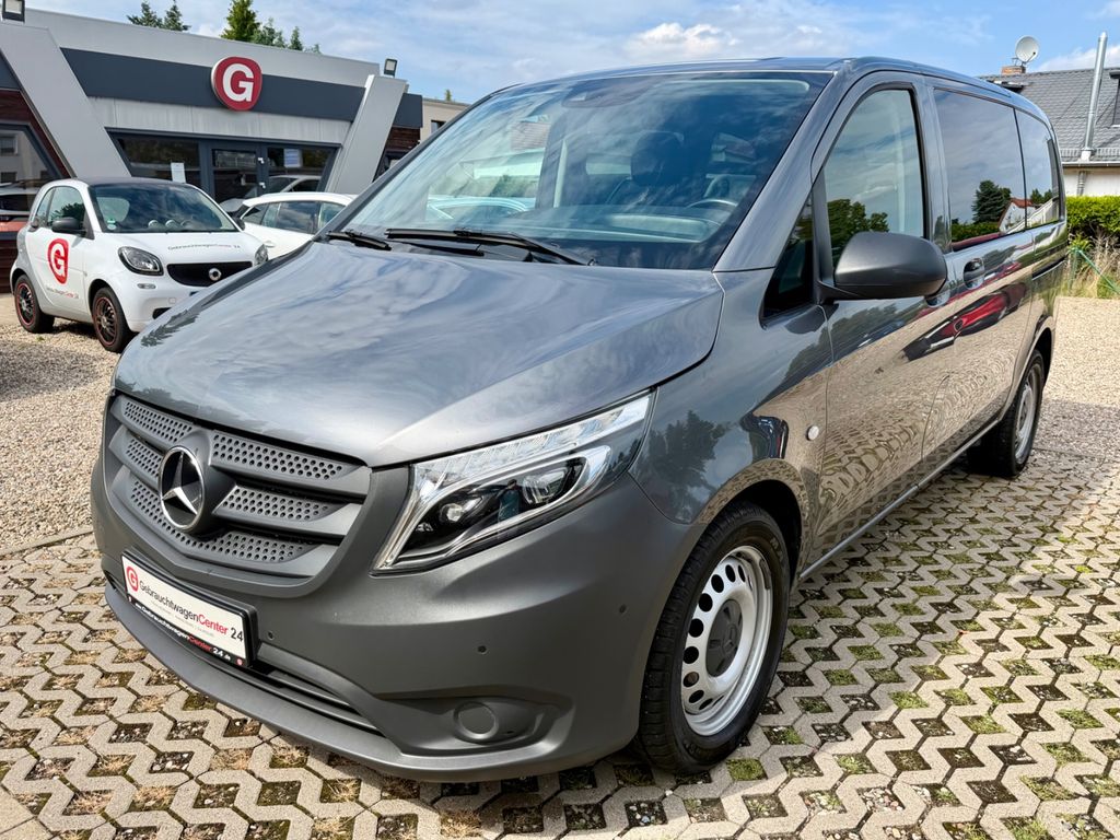 Image of Mercedes-Benz Vito