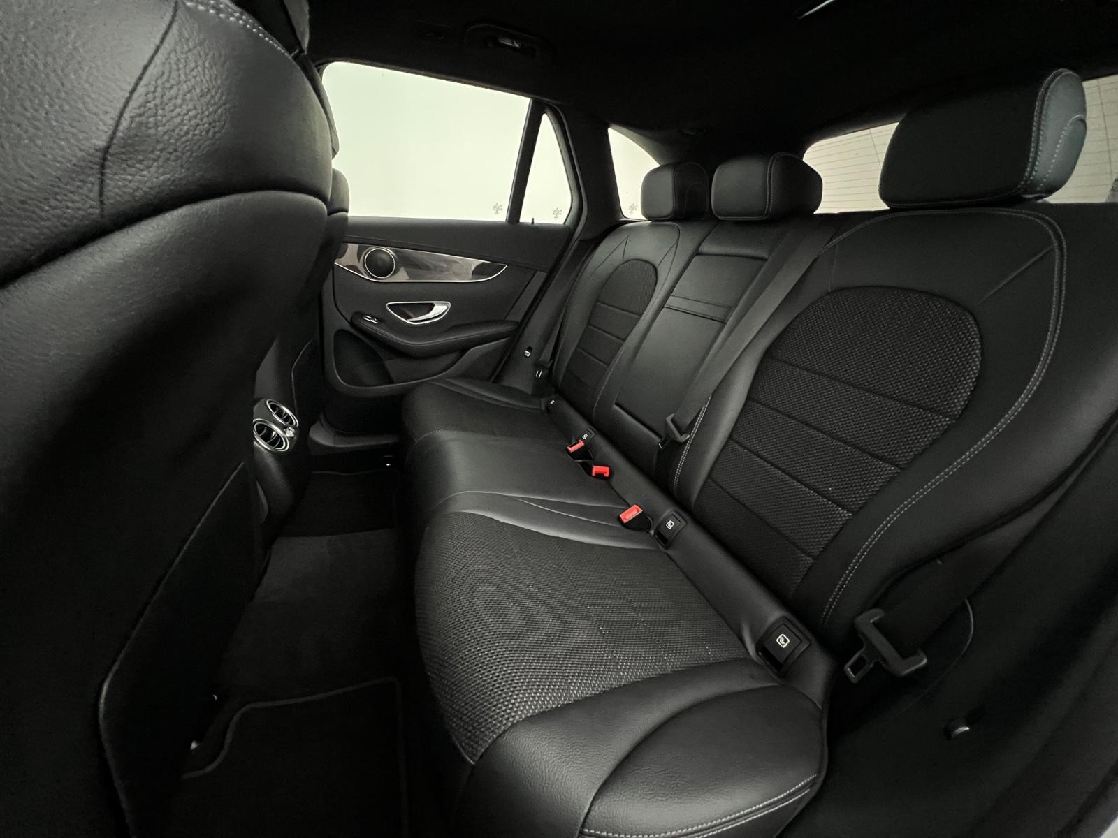 Mercedes-Benz GLC 250 4Matic / NUR 49.tKM / 2.HD / LED /