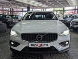 Volvo V60 Cross Country Pro AWD MHEV LEDER AHK H&K KAM - Volvo V60 Cross Country Diesel Gebrauchtwagen