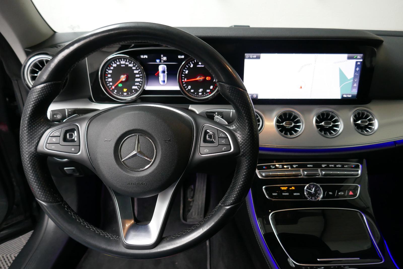 Mercedes-Benz E 300 E Coupe TOP ZUSTAND*LEDER*SD*NAVI*KAMERA