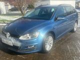 Volkswagen Golf 1.6 TDI 4MOTION BMT CUP Variant CUP - Volkswagen Golf: 4motion V6