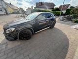Mercedes-Benz GLA 200 DCT -