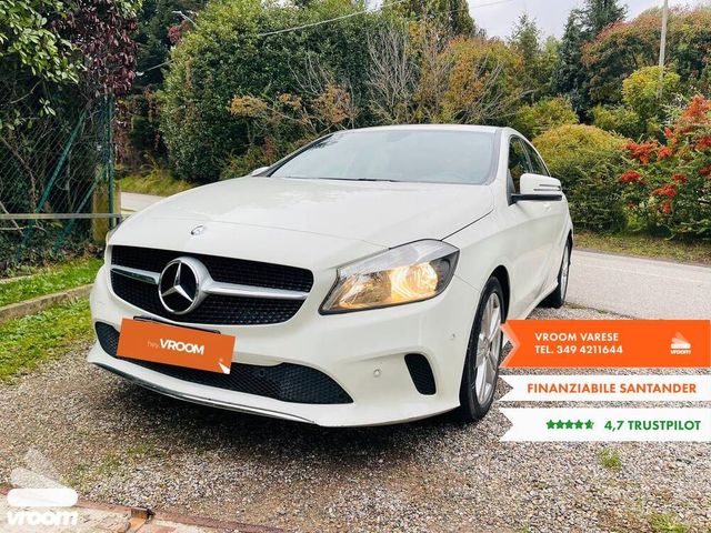 Mercedes-Benz MERCEDES Classe A 200 d Sport con Gancio Traino