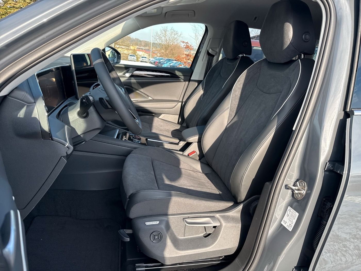 Volkswagen Tiguan - Bild 13