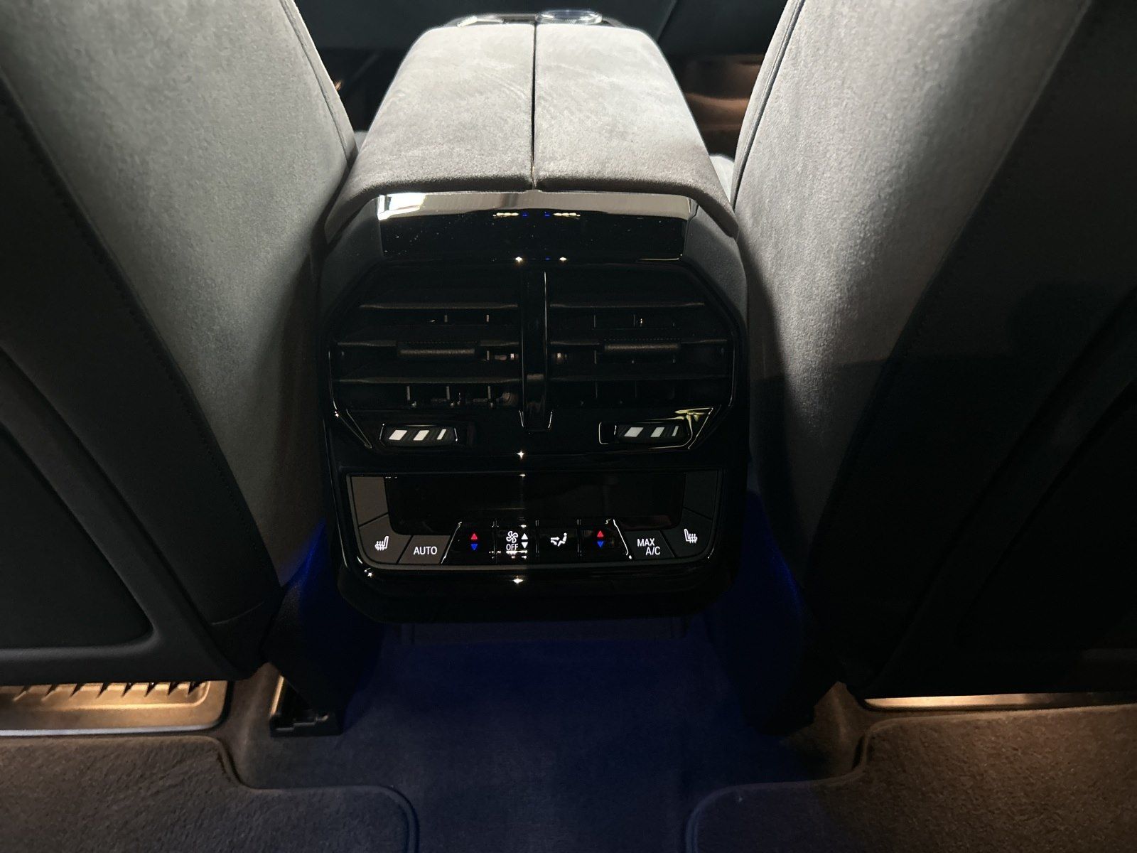 BMW iX - Bild 23
