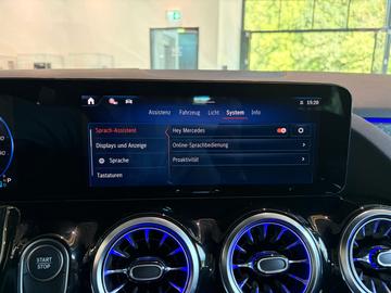 2025 Mercedes-BENZ EQA 缩略图 49