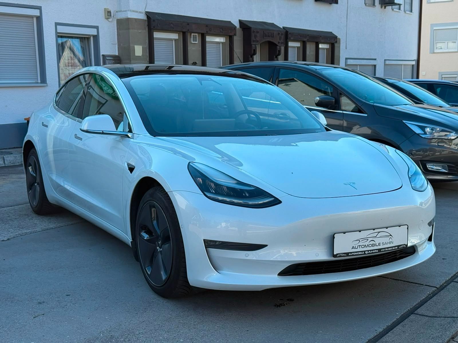 Tesla Model 3 Long Range Dual Motors AWD imagem 2
