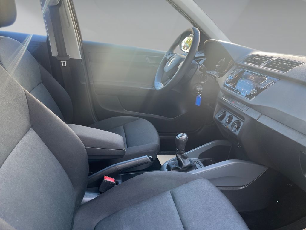 SKODA Fabia Combi 1.0 TSI Active – Bild 4