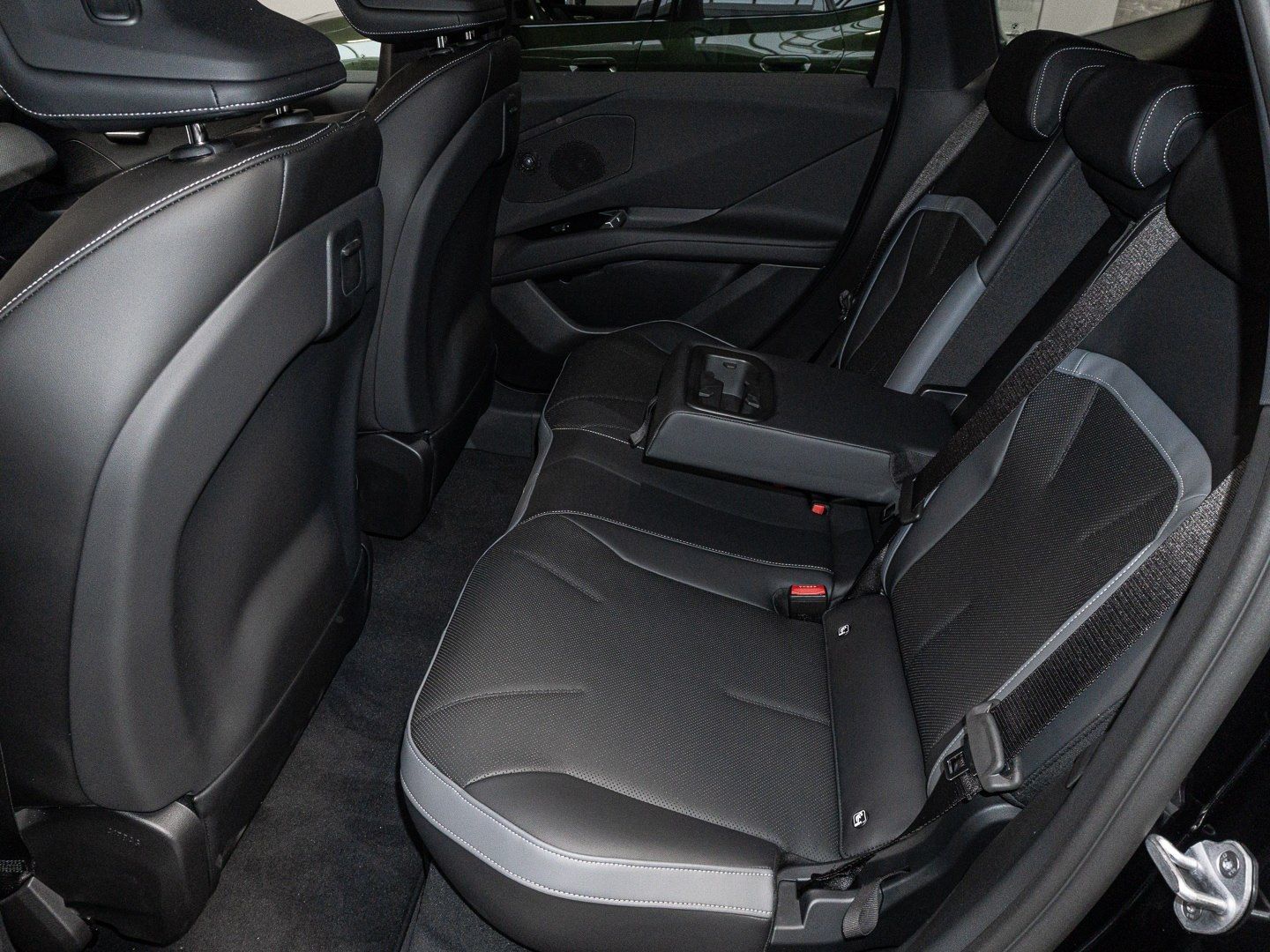 BMW iX3 - Bild 15