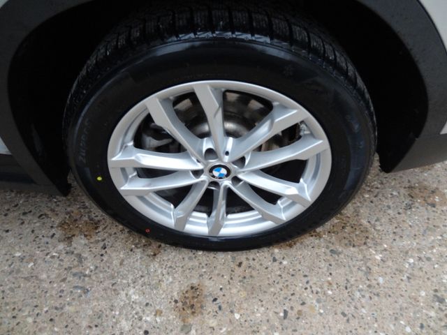 Fahrzeugabbildung BMW X3 xDrive 30d/2.Hd/Virtual/Leder/Navi/AHK/69TKM/