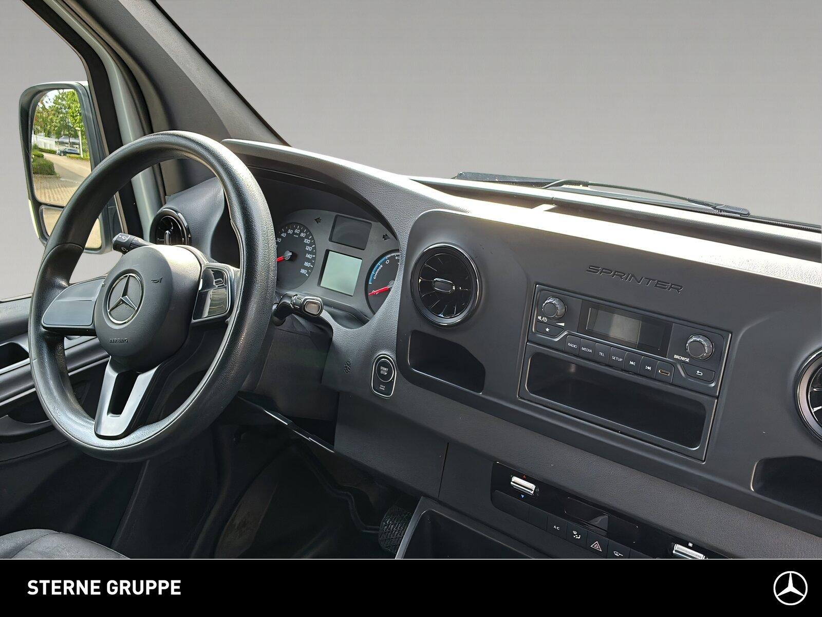 Mercedes-Benz eSprinter KASTEN L2H2 KLIMA RFK SITZHEIZUNG 270