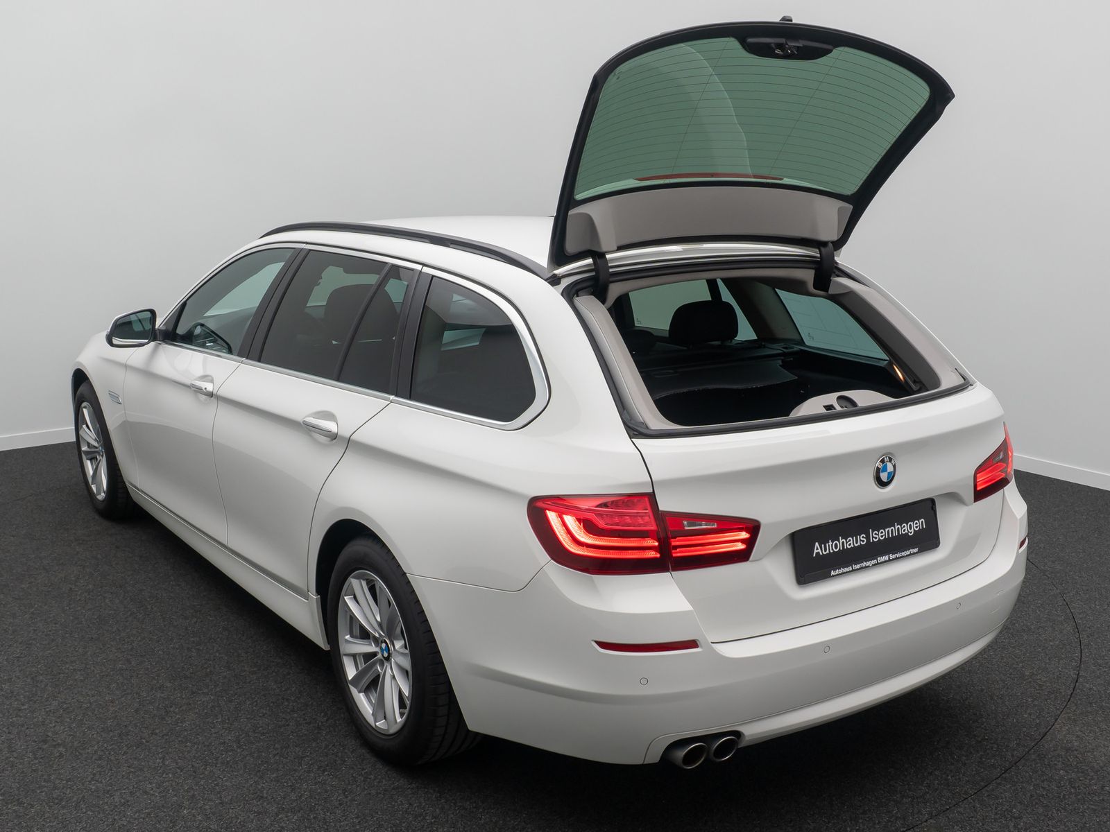 Fahrzeugabbildung BMW 525d xD H/K AHK 4xKlima GeschwindigReg PDC