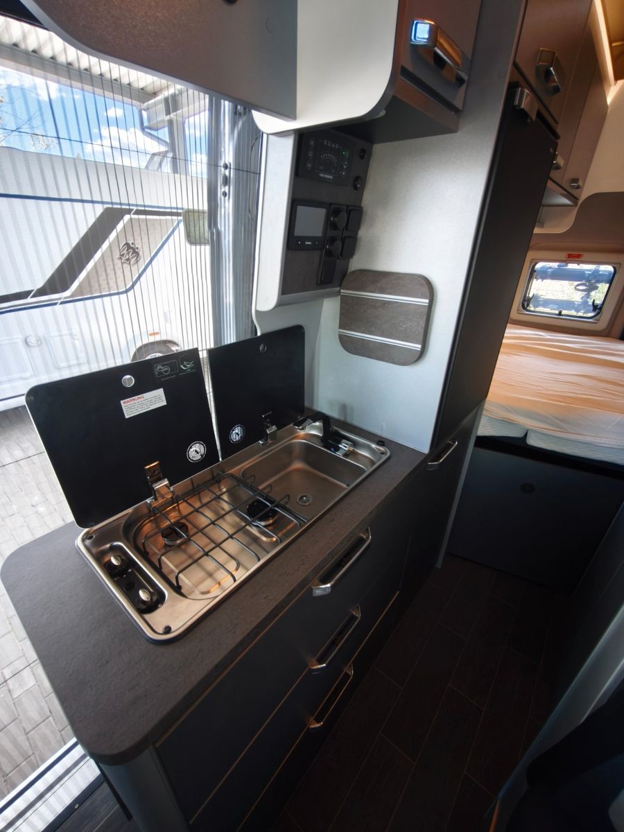 Fahrzeugabbildung Weinsberg CaraBus GREY 600 MQH EDITION [FIRE] *Lithium*Nav