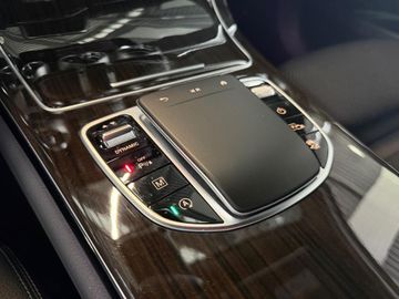 Mercedes GLC 300 - 11