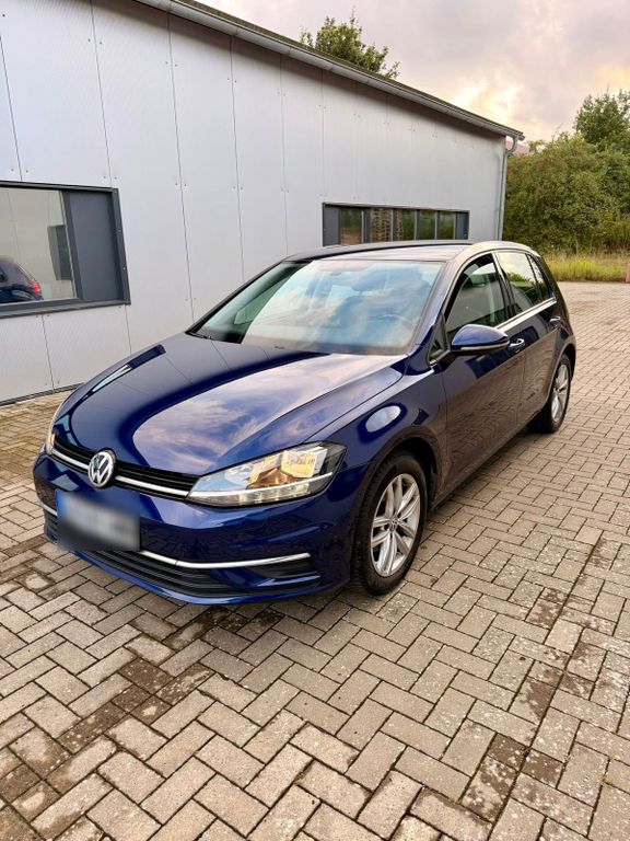 Image of Volkswagen Golf