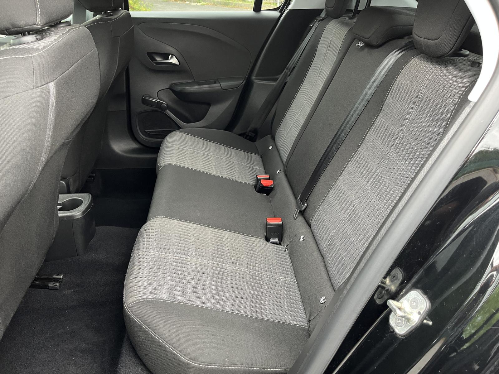 Opel Corsa 1,2 Cosmo,Klima,PDC,Sitzhz,Lenkhz,Car-Play