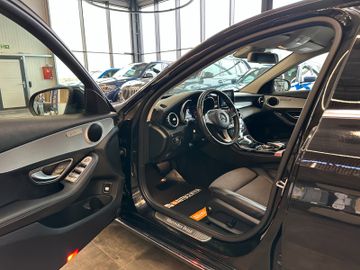 Mercedes-Benz C 200 C Limousine CGI *Avantgarde*Navi*Shz*9G*