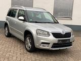 Skoda Yeti TSI Automatik *Navi/Kamera/Sitzheizung/PDC* - graue Skoda Yeti