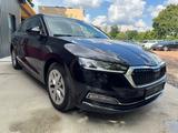 Skoda Octavia Combi Selection Plus - Skoda Octavia: Selection Plus