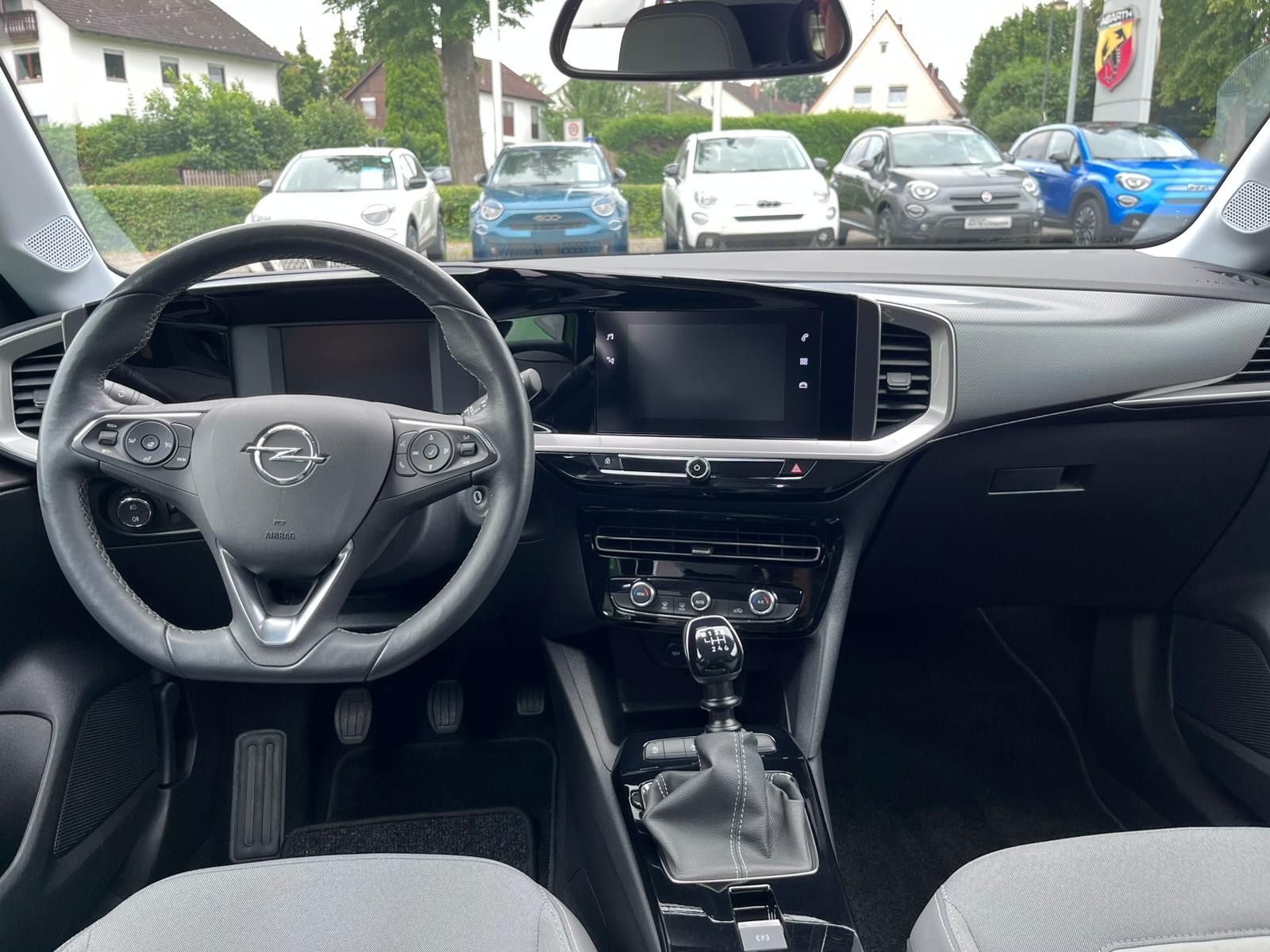 Fahrzeugabbildung Opel Mokka Elegance
