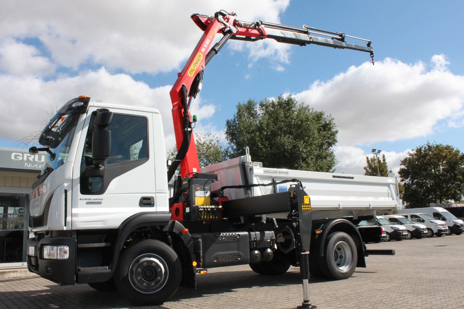 Fahrzeugabbildung Iveco Iveco EuroCargo ML140E28 Kran Kipper
