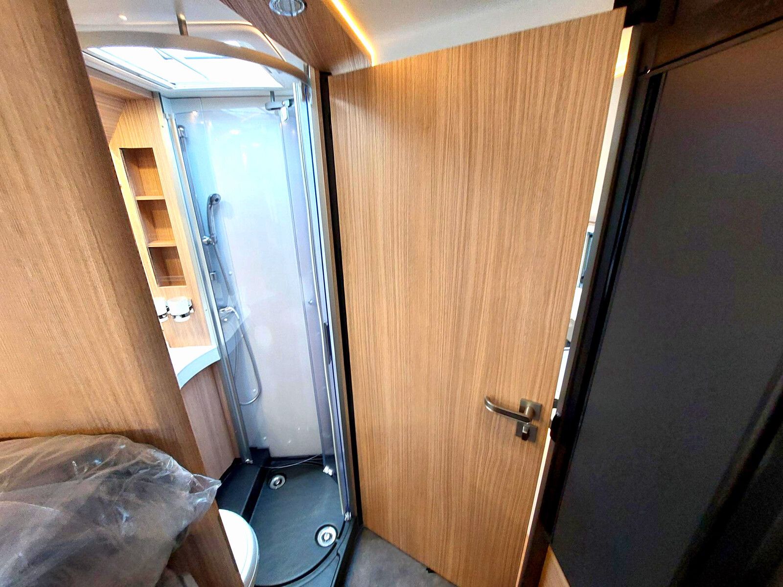 Fahrzeugabbildung Malibu I 430 KB LE comfort FIAT AUTOMATIK TV MARKISE