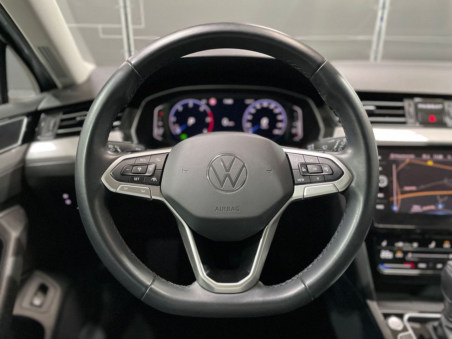 Fahrzeugabbildung Volkswagen Passat Variant 2.0TDI#DSG#LED#ACC#Kamera#Virtual