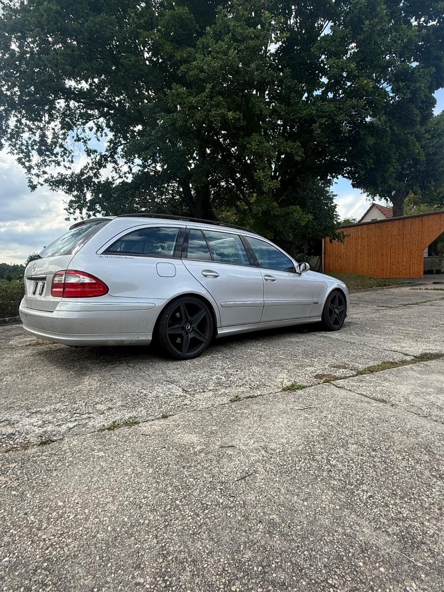 Mercedes-Benz E280 2004 — photo 6