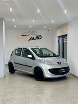 Peugeot 107 1.0 68CV 5p. Plaisir - gebrauchte Peugeot 107 aus dem Jahr 2005