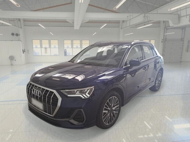 Image of Audi Q3