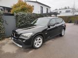 BMW X1 sDrive20d /Automatik/Panorama Dach  - BMW mit Diesel-Antrieb: Panorama Dach