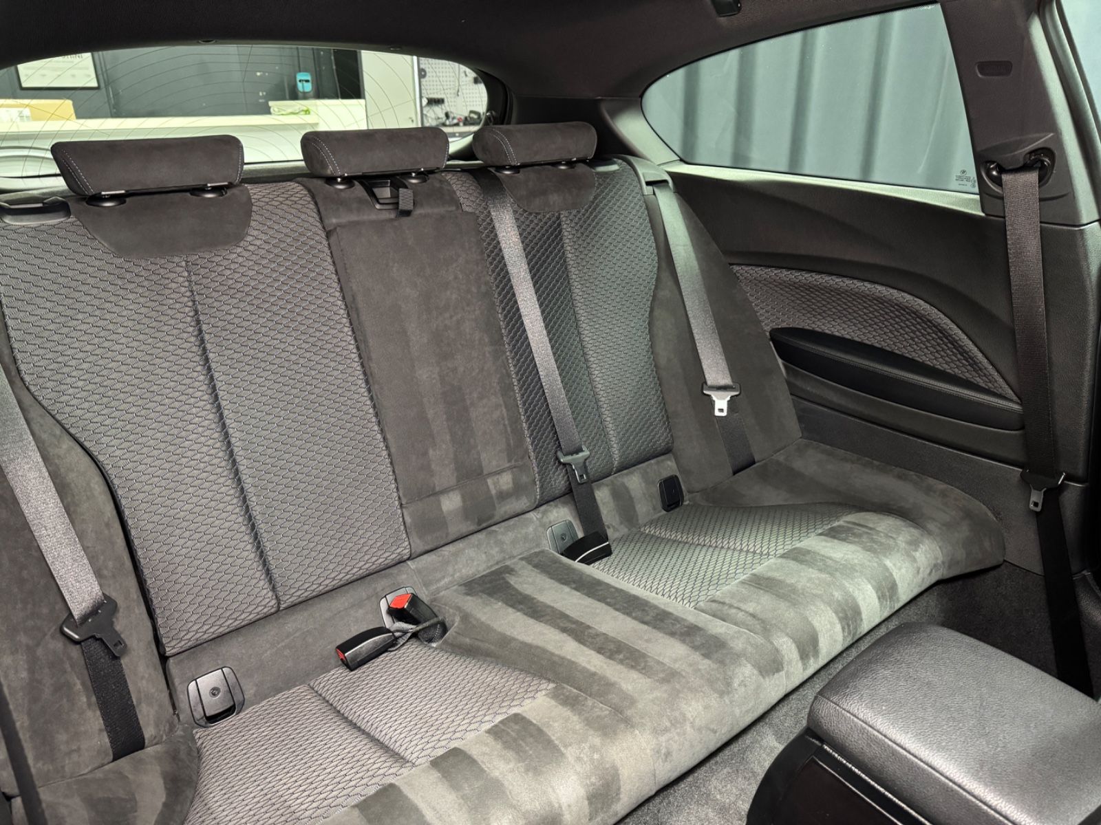 Fahrzeugabbildung BMW M135 i xDrive|AUTOMATIK|H&K|NAVI|KAMERA|