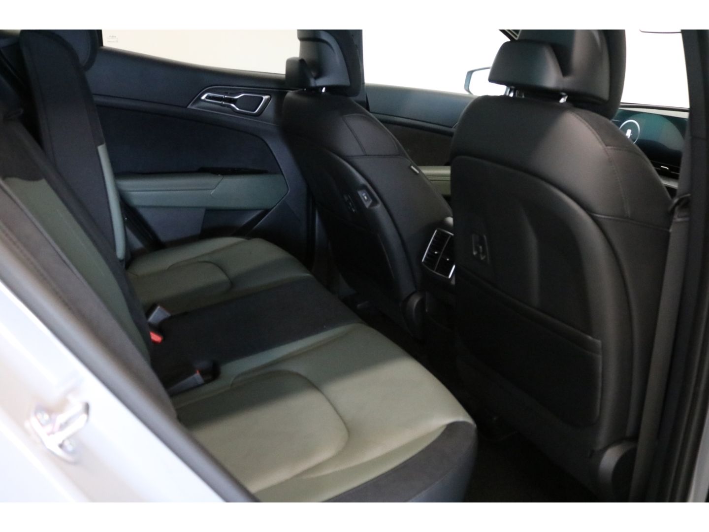 Fahrzeugabbildung Kia Sportage Nightline Edition 1.6 T-GDI Mild-Hybrid