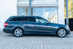 MERCEDES-BENZ E350  T CDI 4Matic/ AIRMATIC/ AHK/ MASSAGE