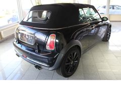 Fahrzeugabbildung MINI One Cabrio One