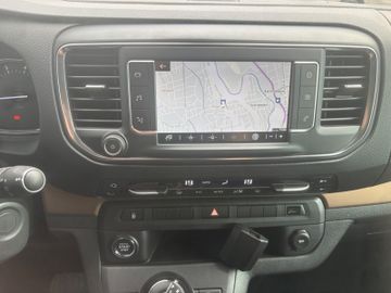 Fahrzeugabbildung Toyota Crosscamp Aufstelldach Navi RFK uvm