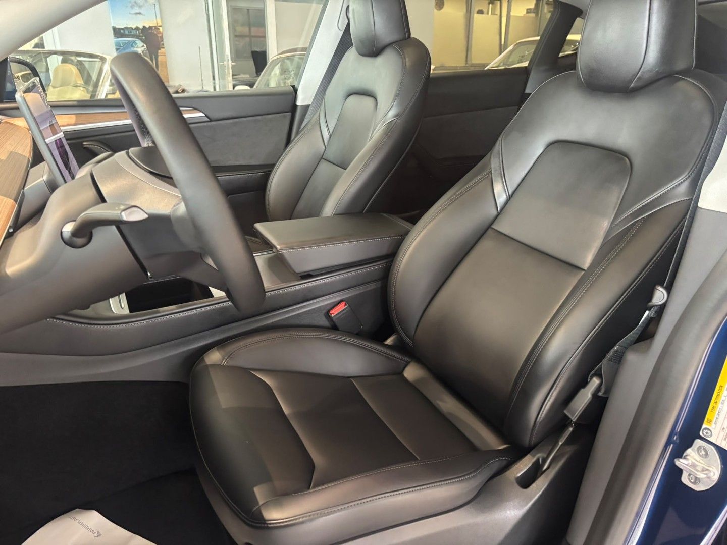 Tesla Model Y RWD foto 15