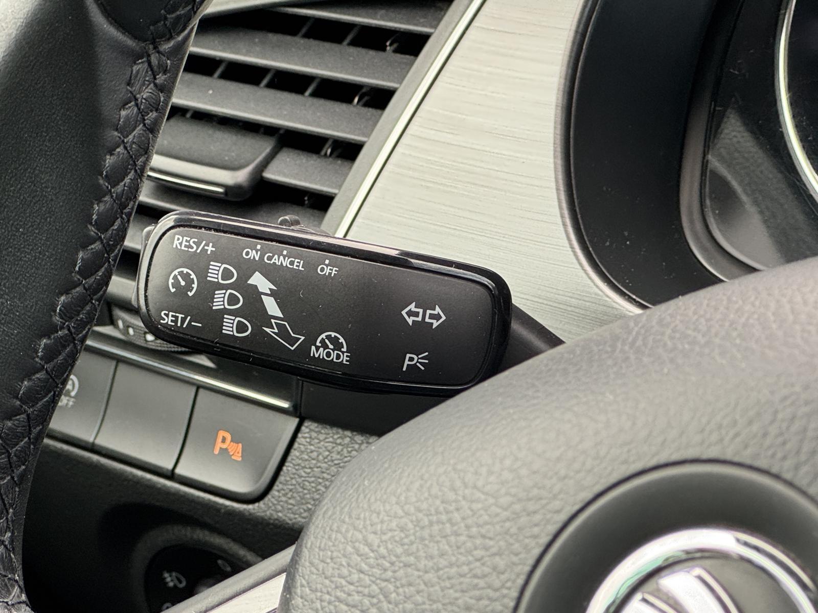 Skoda Fabia Combi 1.2TSI Tempomat PDC Alu16 Sitzhz DAB