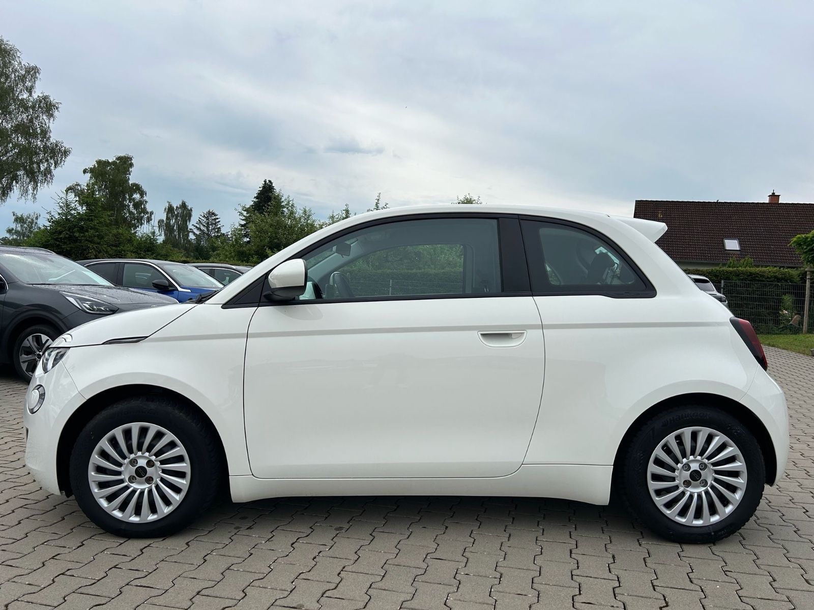 Fahrzeugabbildung Fiat 500 elektro°42 kWh°1.Hand°SOH 97,7%