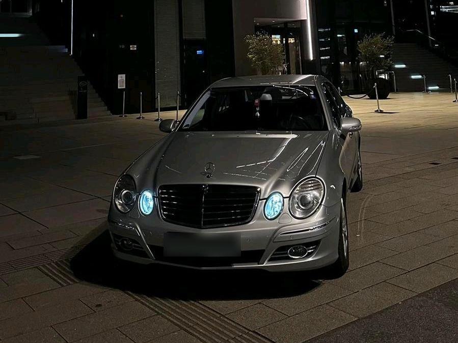 Mercedes-Benz E 220