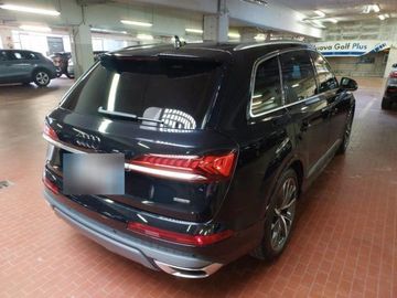 Audi Q7 - 9
