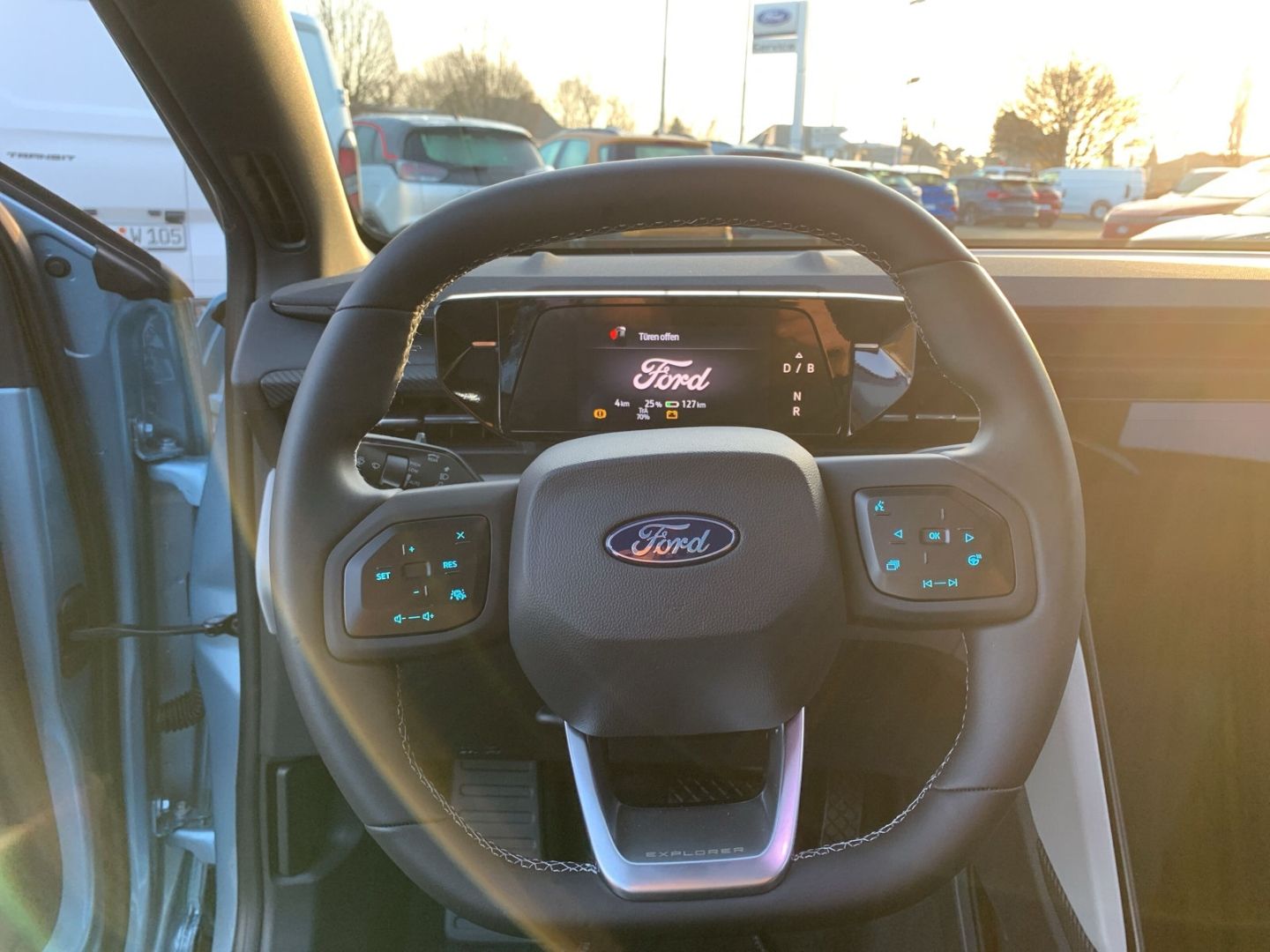 Ford Explorer - Bild 12