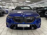 BMW M5 M-Drive 20''/21'' Pano B&W Compound-Bremse Ic - BMW M5 mit Hybrid-Antrieb