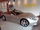 Ferrari California 4.3 V8 2-Sitzer - Ferrari: 3.8