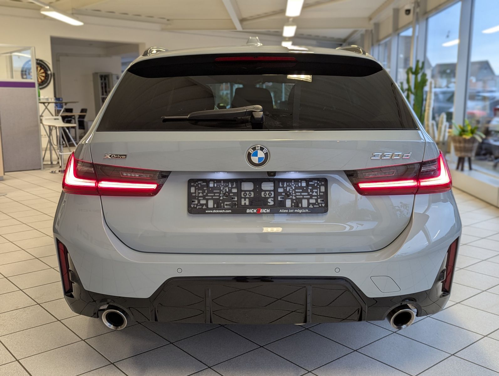 BMW 330 d xD M-Sport Pano LED-adaptiv ACC AHK - Image 6