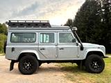 Land Rover Defender 110 TD4 Station Wagon 2.2 DPF Hubdach - Land Rover Defender Gebrauchtwagen in München