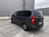 Hyundai H-1 - Hyundai H-1 von privat
