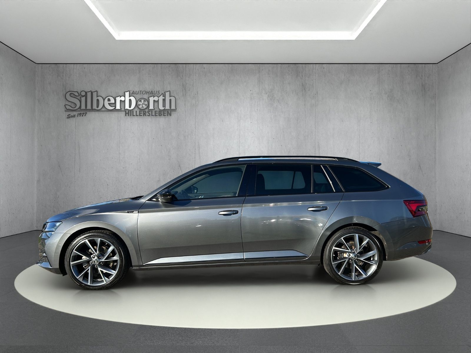 Skoda Superb Combi Sportline 4x4 foto 2